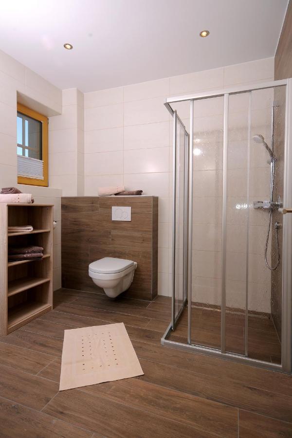 Freihaushof Apartment ไมย์อาโฮเฟิน ภายนอก รูปภาพ